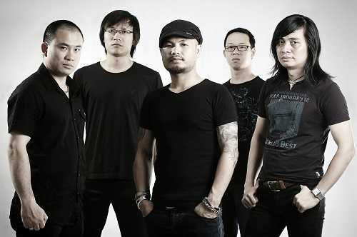 Hình ảnh Bức tường sau 20 năm phát triển.