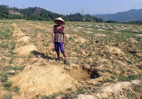 Người Đan Lai gặp rất nhiều khó khăn về đất sản xuất Người Đan Lai gặp rất nhiều khó khăn về đất sản xuất