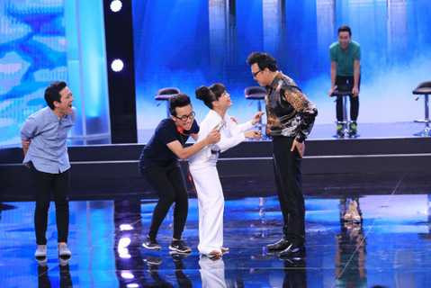 bí mật đêm chủ nhật