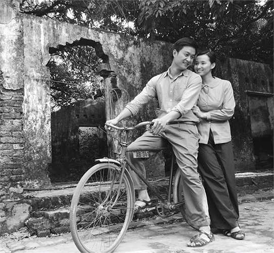 Trong phim, Lã Thanh Huyền vào vai nữ chính tên Mây, cô gái chịu nhiều nỗi đau chiến tranh.