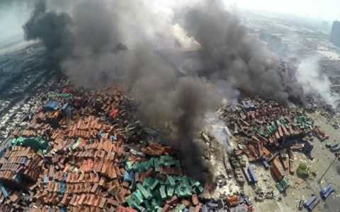 Quang cảnh hoang tàn sau vụ nỗ ở Thiên Tân. (Nguồn: AFP)