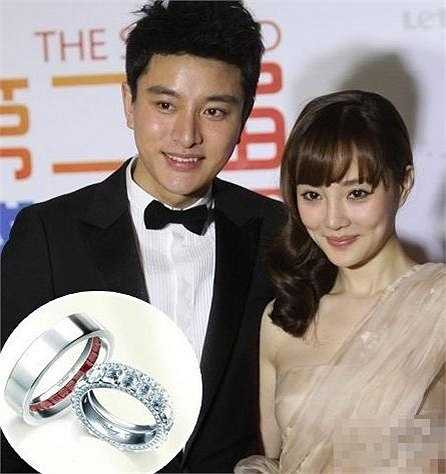 Ngày 31.3.2012, cặp đôi ngôi sao Lý Tiểu Lộ và Giả Nãi Lượng chính thức kết hôn, nữ diễn viên được tài tử điển trai tặng nhẫn kim cương 6 carat.