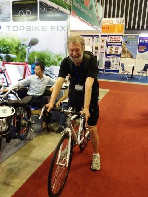 Topbiek Fix đã tham gia triển lãm Auto Expo 2014 và Inter Cycles 2015 thu hút được sự quan tâm của rất nhiều người hâm mộ