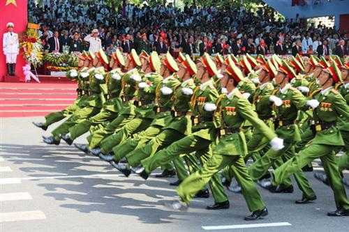 Lực lượng Công an nhân dân tham gia diễu binh, diễu hành tại Lễ kỷ niệm 40 năm Ngày giải phóng hoàn toàn miền Nam, thống nhất đất nước 