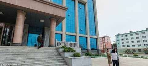 Ngân hàng Triều Tiên không khác nhiều so với những gì thường thấy ở các quốc gia khác Ngân hàng Triều Tiên không khác nhiều so với những gì thường thấy ở các quốc gia khác