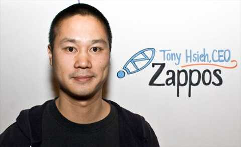 Tony Hseih được biết đến là CEO của hãng bán lẻ giày trực tuyến lớn nhất thế giới Zappos Tony Hseih được biết đến là CEO của hãng bán lẻ giày trực tuyến lớn nhất thế giới Zappos