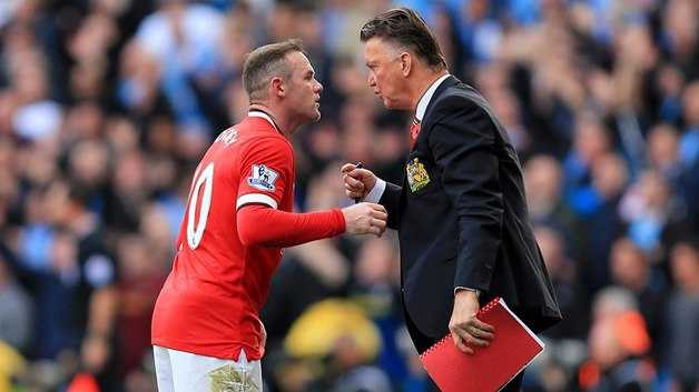 Rooney tiếp tục chơi dưới sức, Van Gaal sẽ trảm ngay không suy nghĩ?