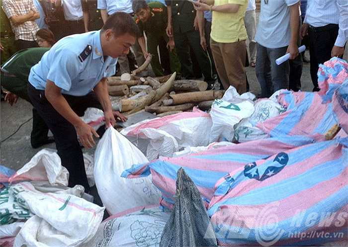 Sau khi kiểm đếm, tổng trọng lượng lên đến 2,227 tấn.