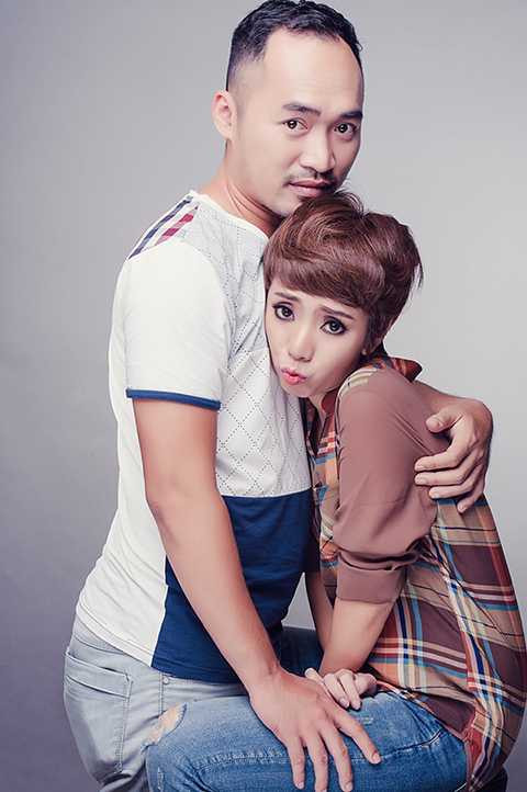 Trong cuộc sống gia đình, vợ chồng Thu Trang - Tiến Luật không có nhiều tranh cãi và mâu thuẫn. Cặp đôi nghệ sĩ đang có một mái ấm hạnh phúc và tràn ngập tiếng cười. Trong cuộc sống gia đình, vợ chồng Thu Trang - Tiến Luật không có nhiều tranh cãi và mâu thuẫn. Cặp đôi nghệ sĩ đang có một mái ấm hạnh phúc và tràn ngập tiếng cười.