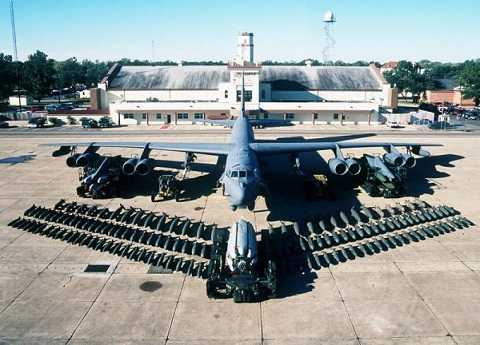 Máy bay ném bom chiến lược B-52 Stratofortress của Mỹ
