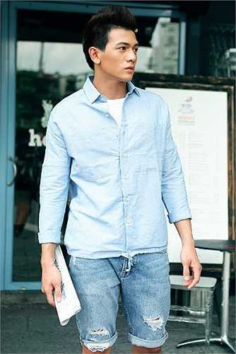 May mắn cho Xuân Tiền, quyết tâm cùng tiềm năng của anh nhanh chóng lọt vào mắt xanh nhà thiết kế Đỗ Mạnh Cường