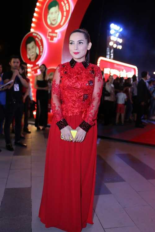 Ca sĩ Phi Nhung trong buổi ra mắt bộ phim Hy sinh đời trai.