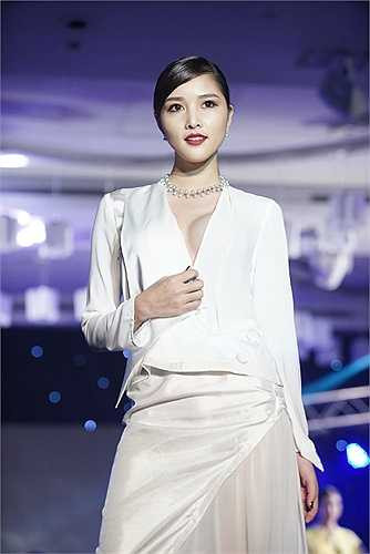 Triệu Thị Hà hứa hẹn sẽ ngày càng 'lột xác' hơn nữa trong thời gian tới.