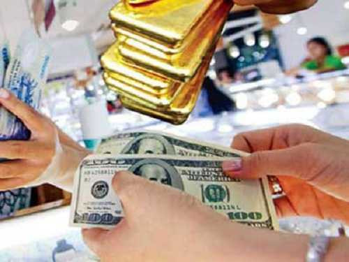 Giá USD chợ đen vọt lên gần 23.000 đồng/USD