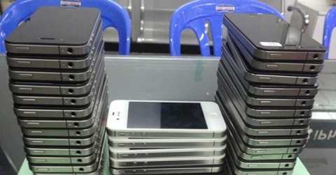 Những chiếc iPhone được làm giả bằng câu dây đồng
