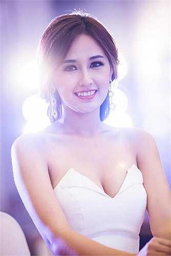 Mai Phương Thúy là một trong những hoa hậu được yêu thích nhất Việt Nam. 