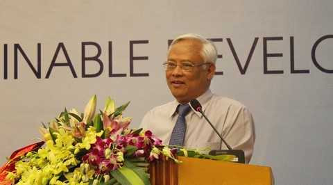 Phó Chủ tịch Quốc hội Uông Chu Lưu cũng có cái nhìn tích cực về thành quả của hội nhập. Ông Lưu cho rằng, mặc dù còn nhiều tồn tại, hạn chế, nhưng thông qua hội nhập, từ thể chế đến thực tiễn kinh tế - xã hội, Việt Nam đều đã đạt được những thành tựu quan trọng. Quốc hội và Chính phủ đã sửa đổi, bổ sung và ban hành mới hàng nghìn đạo luật, tạo hành lang pháp lý ngày càng hoàn chỉnh cho thể chế kinh tế thị trường. Hội nhập cũng giúp Việt Nam thu hút nguồn vốn quốc tế, tiếp thu các công nghệ tiên tiến trên thế giới. Phó Chủ tịch Quốc hội Uông Chu Lưu cũng có cái nhìn tích cực về thành quả của hội nhập. Ông Lưu cho rằng, mặc dù còn nhiều tồn tại, hạn chế, nhưng thông qua hội nhập, từ thể chế đến thực tiễn kinh tế - xã hội, Việt Nam đều đã đạt được những thành tựu quan trọng. Quốc hội và Chính phủ đã sửa đổi, bổ sung và ban hành mới hàng nghìn đạo luật, tạo hành lang pháp lý ngày càng hoàn chỉnh cho thể chế <a href='https://vtcnews.vn/kinh-te.1.0.html' >kinh tế thị trường</a>. Hội nhập cũng giúp Việt Nam thu hút nguồn vốn quốc tế, tiếp thu các công nghệ tiên tiến trên thế giới.