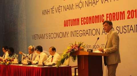 Chia sẻ về kinh nghiệm hội nhập, ông Hugh Borrowman, Đại sứ Australia cho rằng, Việt Nam trong giai đoạn này cần thực hiện những cải cách sâu rộng, toàn diện. Chia sẻ về kinh nghiệm hội nhập, ông Hugh Borrowman, Đại sứ Australia cho rằng, Việt Nam trong giai đoạn này cần thực hiện những cải cách sâu rộng, toàn diện.