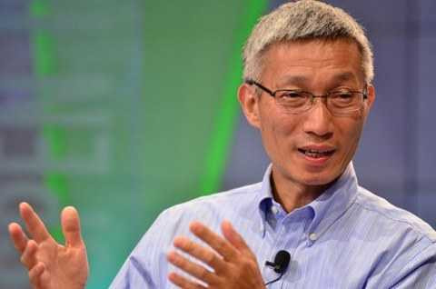 Giáo sư Mỹ gốc Hoa Bùi Mẫn Hân từ đại học Claremont McKenna Giáo sư Mỹ gốc Hoa Bùi Mẫn Hân từ đại học Claremont McKenna