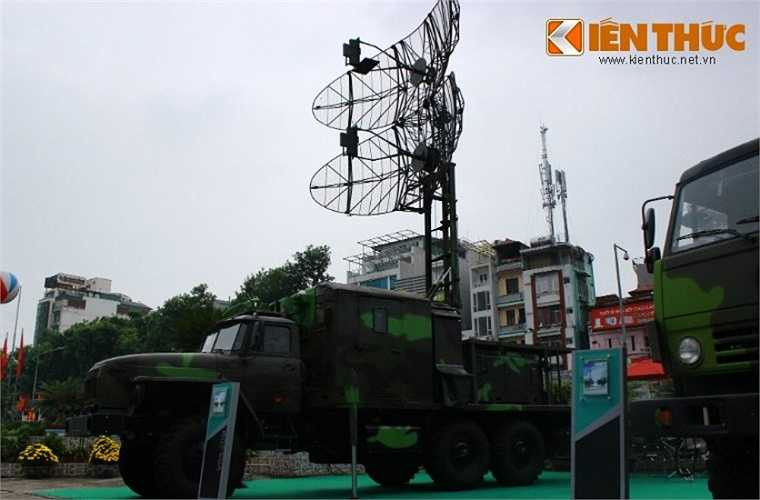 Ngoài VRS-M2D, Viettel còn phát triển đài radar cảnh giới bắt thấp VRS-2DM.