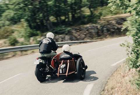 Huyền thoại 3 bánh Sidecar hồi sinh và 'thịnh hành' khắp châu Âu