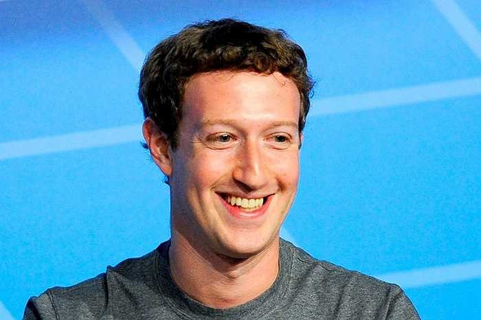 Mark Zuckerberg - 41,6 tỷ USD - 31 tuổi. Người đàn ông thay đổi toàn bộ định nghĩa về mạng xã hội đang là người giàu nhất thế giới ở độ tuổi dưới 40 của mình. Cùng với sự phát triển không ngừng của Facebook, thu nhập của Mark Zuckerberg cứ tăng dần theo năm tháng