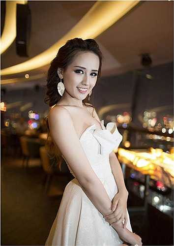 Vẻ đẹp không tì vết, lộng lẫy của Mai Phương Thúy khiến cô luôn lọt vào top mỹ nhân trong showbiz.
