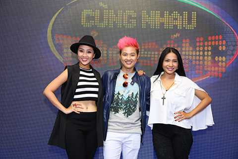 Đội Quán quân của cuộc thi mùa đầu tiên là Hahaha, gồm ca sĩ Thanh Duy, MC Liêu Hà Trinh và diễn viên Khả Như cũng tham gia buổi họp báo. Cả 3 sẽ trở lại chương trình năm nay với những vai trò khác nhau. Liêu Hà Trinh làm MC, Khả Như làm cố vấn nội dung chương trình còn Thanh Duy sẽ là ca sĩ thể hiện ca khúc chủ đề của chương trình do nhạc sĩ Đức Huy sáng tác. Tại buổi họp báo, Thanh Duy đã “ôn” lại kỷ niệm lúc tham gia mùa đầu tiên, anh và các thành viên của đội đã rất áp lực, đến mức cả 3 từng đi thuê khách sạn ở chung rồi leo lên xà lan chạy trên sông Sài Gòn để tìm ý tưởng…