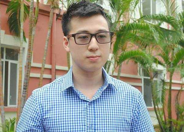 Ngô Di Lân đạt học bổng High Potential Scholarship cho bậc ĐH tại trường Đại Học Maastricht Hà Lan. Nam sinh còn có thành tích rất đáng nể với rất nhiều giải thưởng hùng biện bằng tiếng Anh và những lần tham dự các chương trình mô phỏng mô hình cuộc họp Liên Hợp Quốc dành cho sinh viên đến từ nhiều quốc gia trên thế giới.