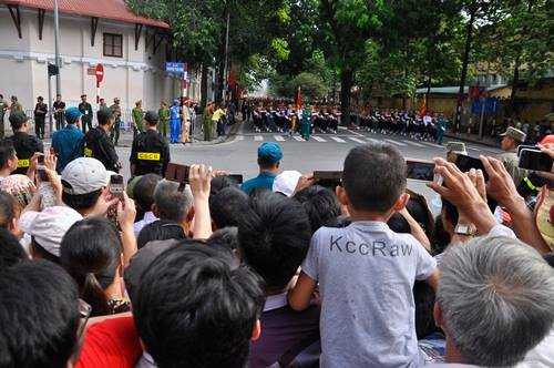 Trực tiếp: Diễu binh, diễu hành hoành tráng mừng 70 năm Quốc khánh