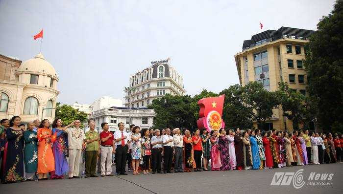Trực tiếp: Diễu binh, diễu hành hoành tráng mừng 70 năm Quốc khánh