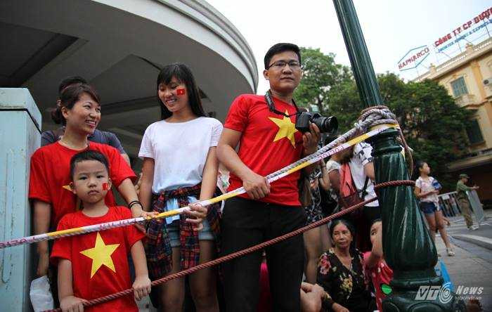 Trực tiếp: Diễu binh, diễu hành hoành tráng mừng 70 năm Quốc khánh