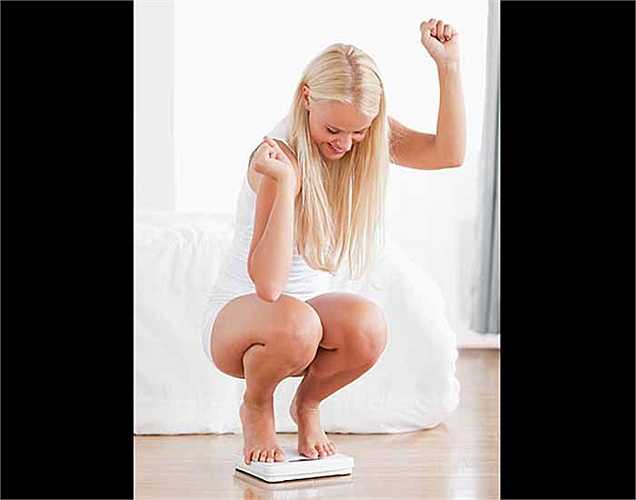 Giảm cân: Bạn muốn giảm cân? Thì bạn nên có đậu bắp trong chế độ ăn vì nó có chứa lượng calo thấp và chứa chất xơ giúp làm giảm trọng lượng.