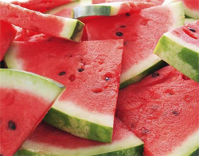 Dưa hấu giúp tăng tốc độ lưu thông máu trong cơ thể cái mà người luyện cơ bắp cần? Đó là lý do tại sao đây là một loại trái cây yêu thích của họ. 