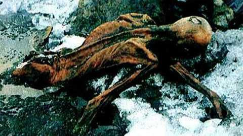 Xác ướp được giữ nguyên vẹn trong băng Xác ướp được giữ nguyên vẹn trong băng