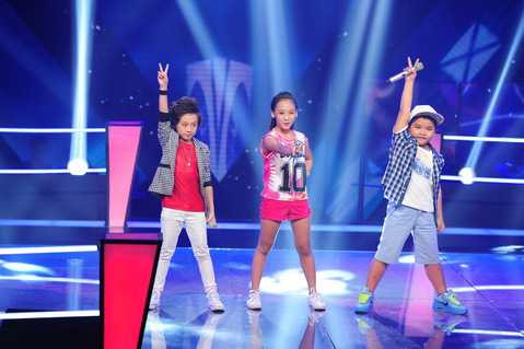 Như Ý - Gia Khiêm - Anh Quốc