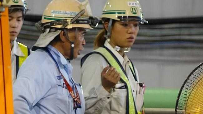 Việc thiếu nhân lực khiến nhiều phụ nữ Nhật cũng phải tham gia công việc của đàn ông