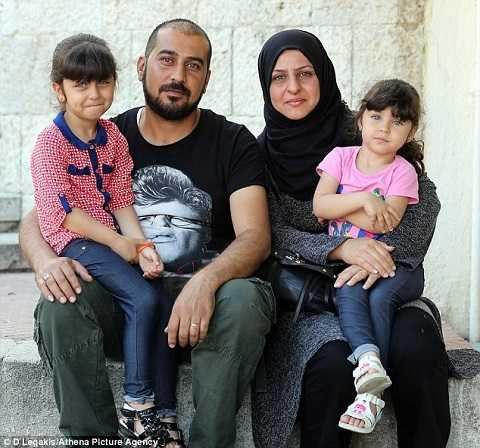 Gia đình 4 người nhà Ibthal Aljryan