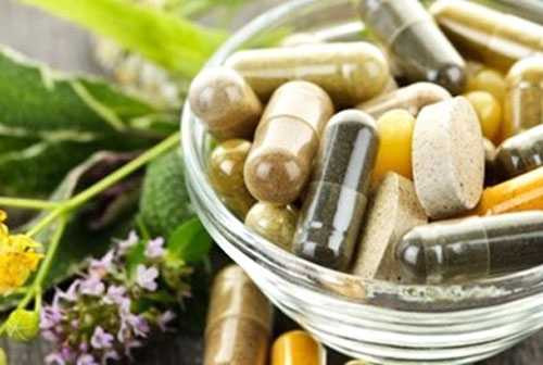 Thực phẩm chức năng không đảm bảo chất lượng dễ ảnh hưởng sức khỏe. Ảnh minh họa