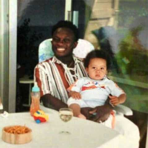 Depay và bố khi còn nhỏ