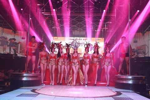 Màn trình diễn vô cùng nóng bỏng và quyến rũ