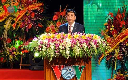 Tổng Giám đốc VOV Nguyễn Đăng Tiến đọc diễn văn tại buổi lễ Tổng Giám đốc VOV Nguyễn Đăng Tiến đọc diễn văn tại buổi lễ