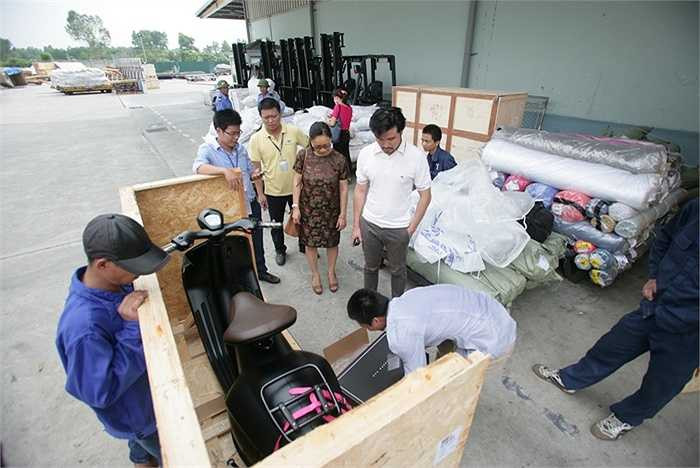 Người đặt mua chiếc Vespa độc nhất vô nhị này là ông Đỗ Ngọc Minh, Giám đốc điều hành của chuỗi cửa hàng thời trang cao cấp LUALA.