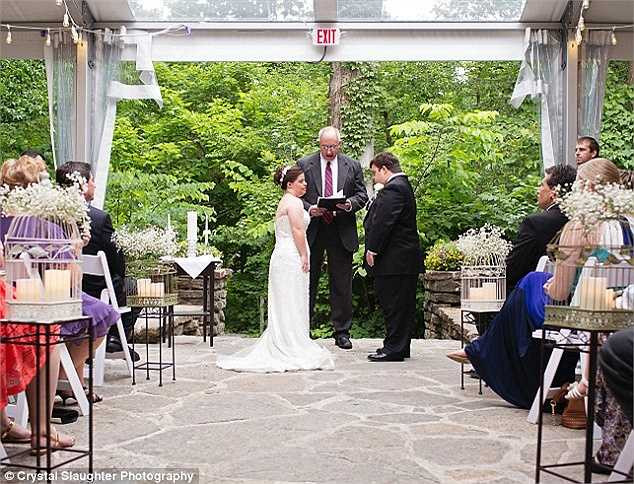 Ông chia sẻ nỗi sợ hãi của mình, ông sợ bạn trai của con gái sẽ nói không đồng ý, sợ con gái mình không được hạnh phúc nhưng đó chỉ là những nỗi lo vô căn cứ bởi vì mọi mong ước của ông đều đã thành hiện thực.