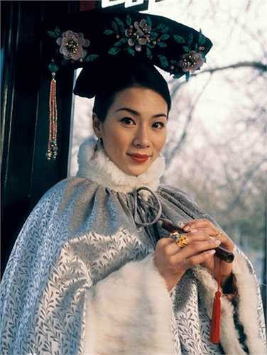 Trương Khả Di vào vai nàng An Xuyến tốt bụng, thường ra tay vì kẻ yếu thế trong cung. Sau khi bị lừa, nàng thay đổi tính cách vì lòng thù hận.