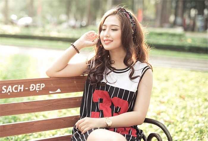 Cô bạn còn có sở thích tìm hiểu về mỹ phẩm.