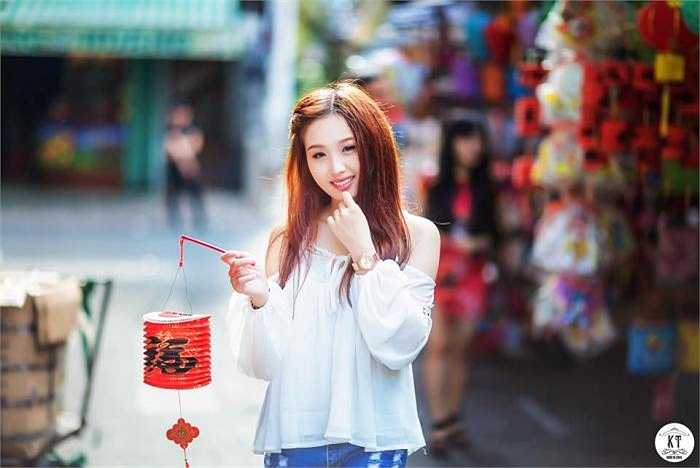 Hiện trang cá nhân facebook của cô gái này có trên 80.000 lượt theo dõi.