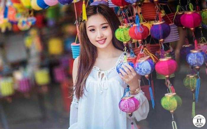 Cô gái này có sở thích: Nghe nhạc, du lịch và nấu ăn.