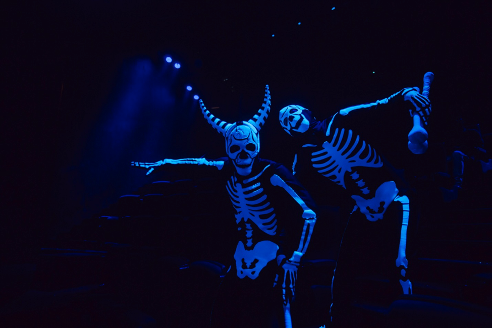 Một trích đoạn trong màn “Vũ khúc những bộ xương”
