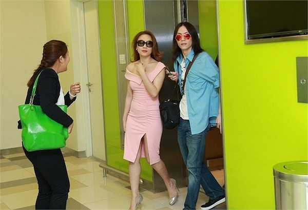 Tuy nhiên, họ thường giữ một khoảng cách tương đối. 